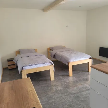 J&l Apartment *