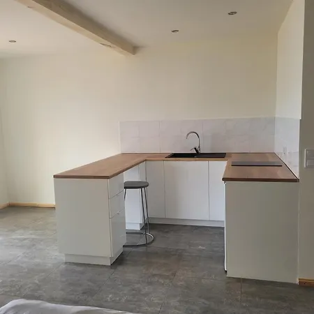 J&l Apartment