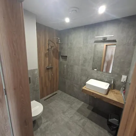 J&l Apartment *